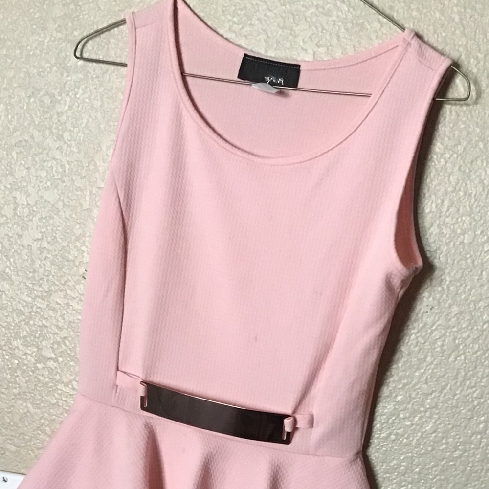 Girls sleeveless peplum dress